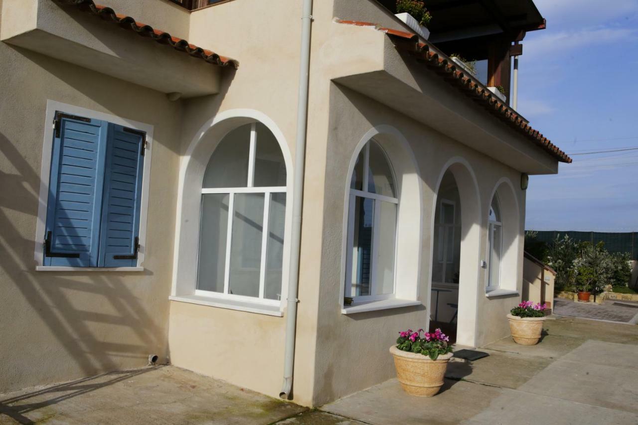 Avion B&B Elmas 외부 사진